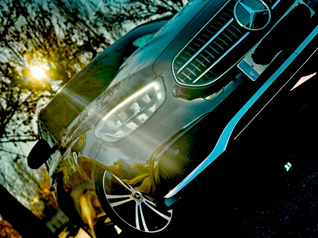 detalle morro coche de lujo mercedes